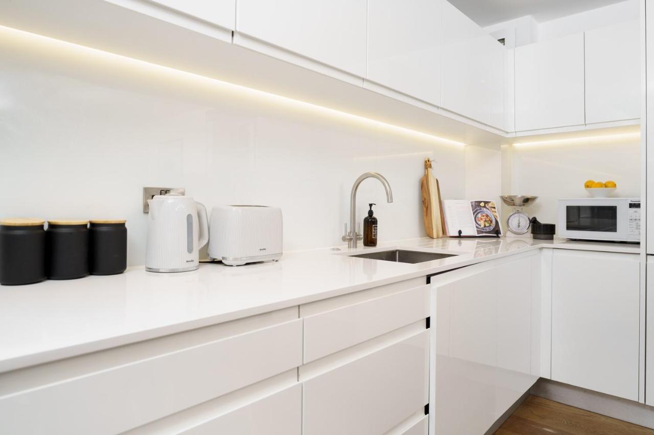 Aircon 2 Bedr, 3 Beds, 2 Bath Covent Garden, Subway Apartment ลอนดอน ภายนอก รูปภาพ