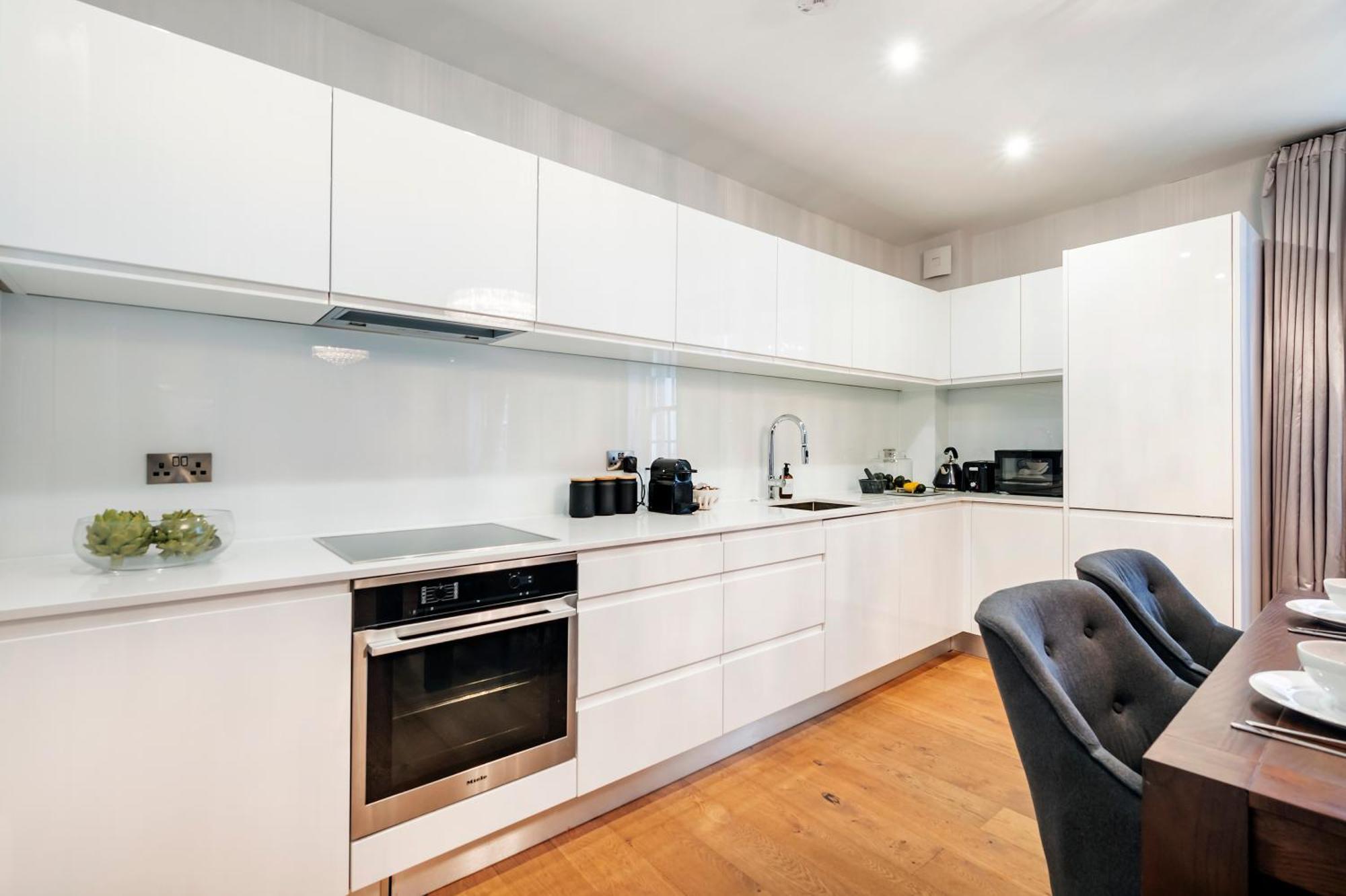 Aircon 2 Bedr, 3 Beds, 2 Bath Covent Garden, Subway Apartment ลอนดอน ภายนอก รูปภาพ