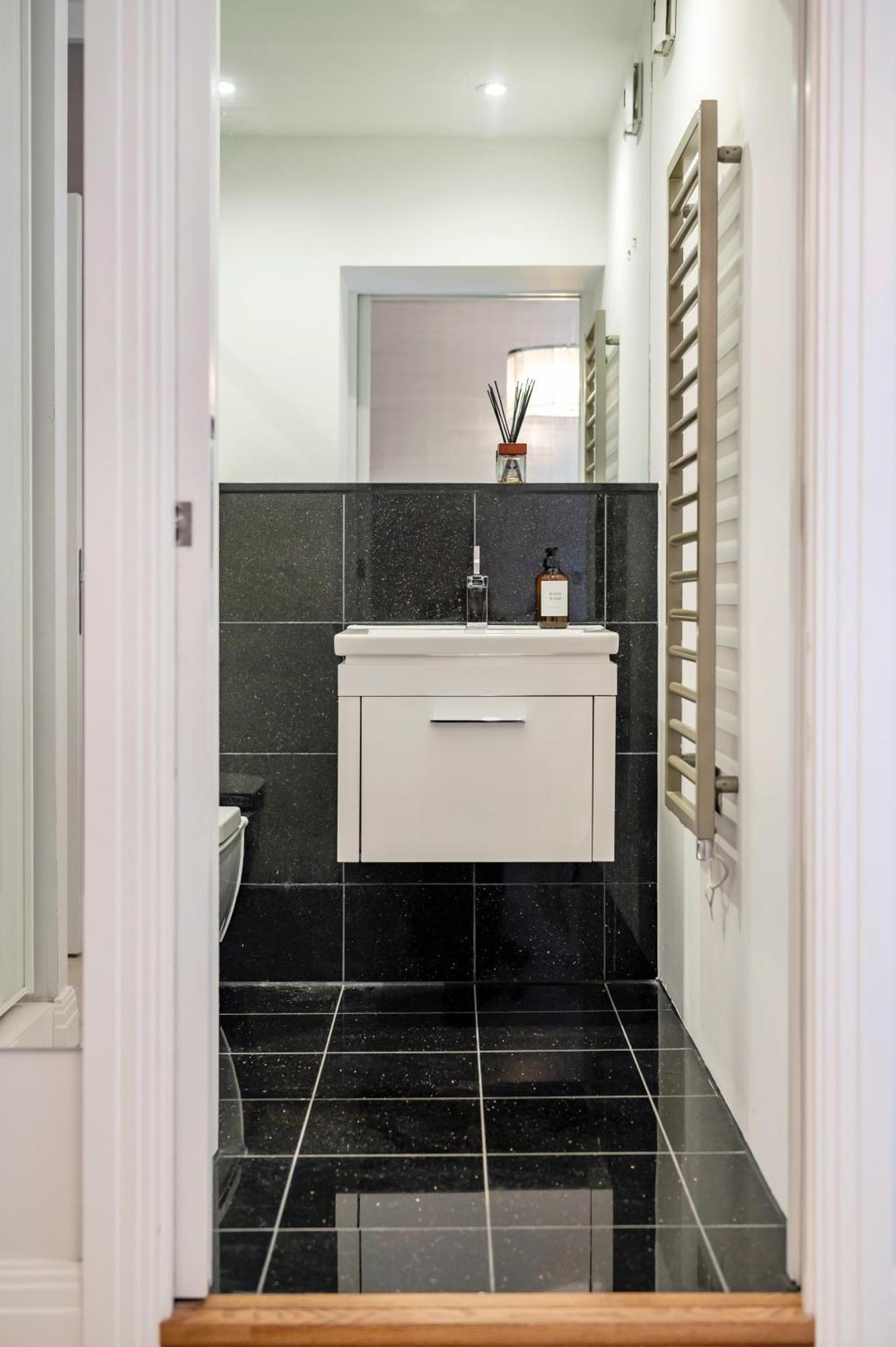 Aircon 2 Bedr, 3 Beds, 2 Bath Covent Garden, Subway Apartment ลอนดอน ภายนอก รูปภาพ