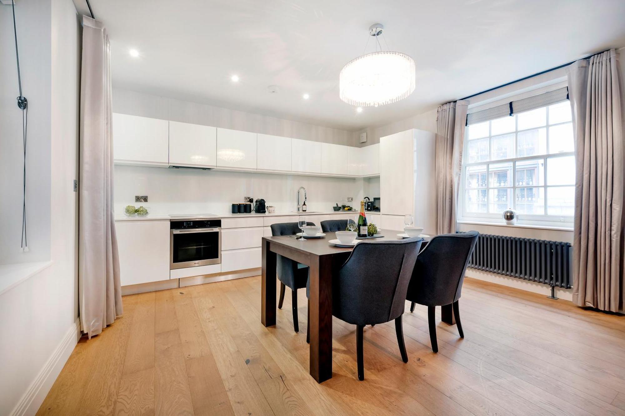 Aircon 2 Bedr, 3 Beds, 2 Bath Covent Garden, Subway Apartment ลอนดอน ภายนอก รูปภาพ