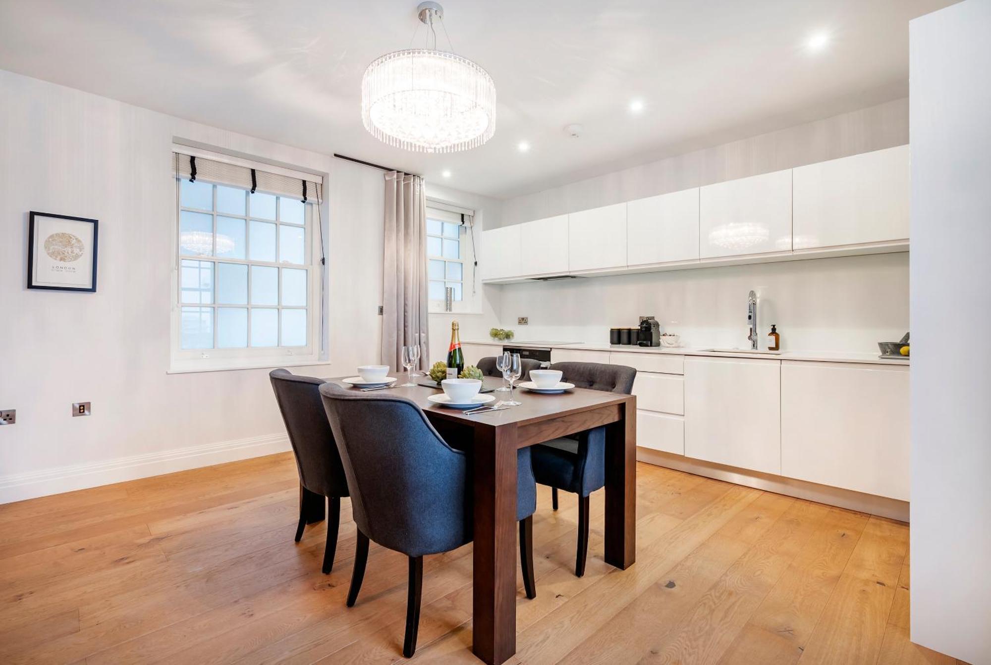 Aircon 2 Bedr, 3 Beds, 2 Bath Covent Garden, Subway Apartment ลอนดอน ภายนอก รูปภาพ